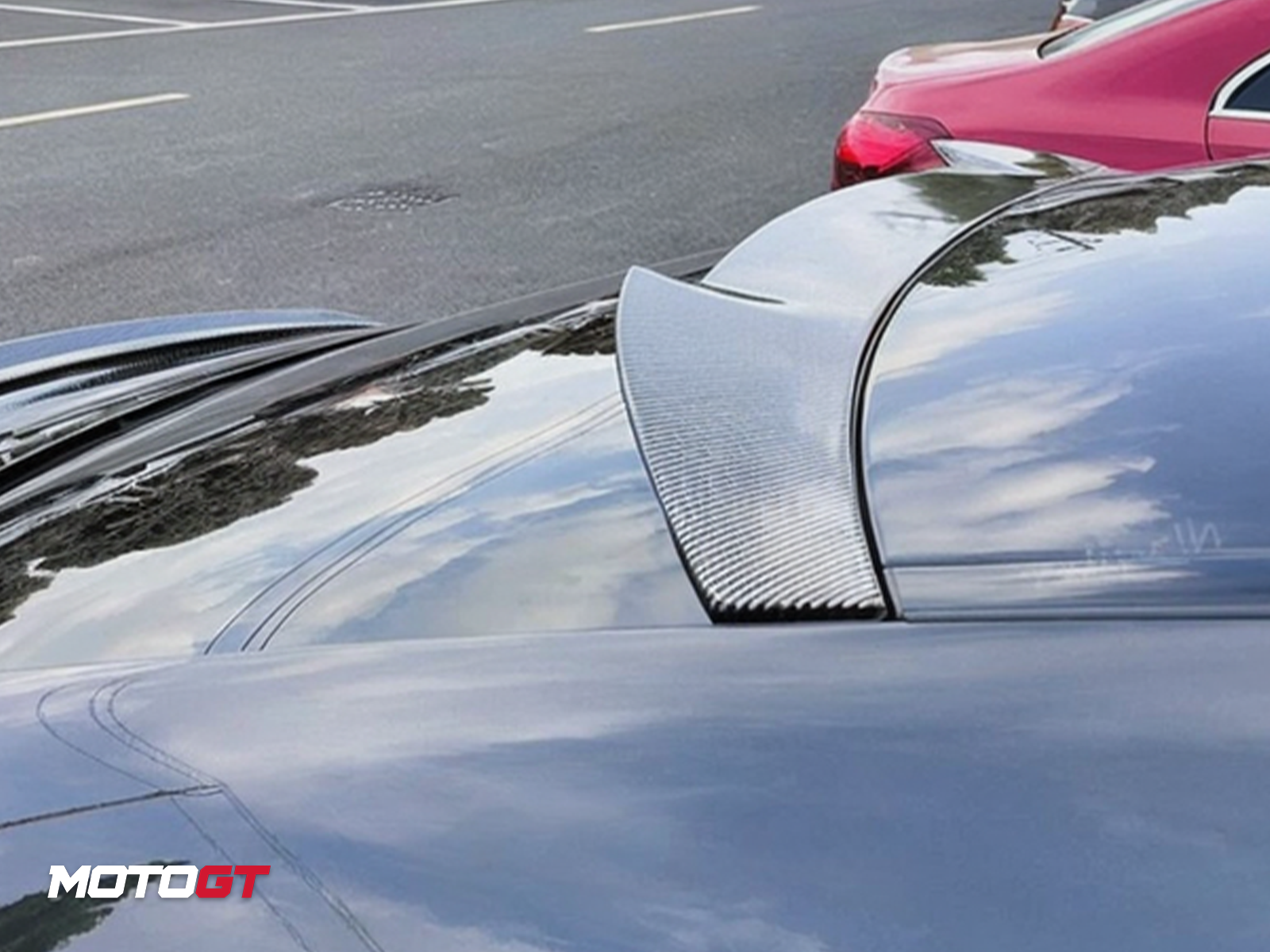 CLE CLASS REAR ROOF SPOILER